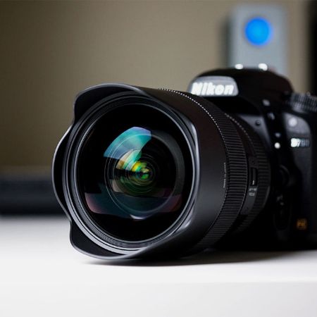 Picture for category Mirrorless Lens